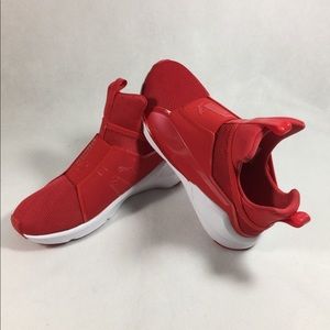 PUMA Fierce Core Women Shoes size 6